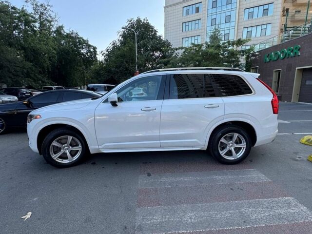 Белый Вольво ХС90, объемом двигателя 2 л и пробегом 290 тыс. км за 23500 $, фото 6 на Automoto.ua