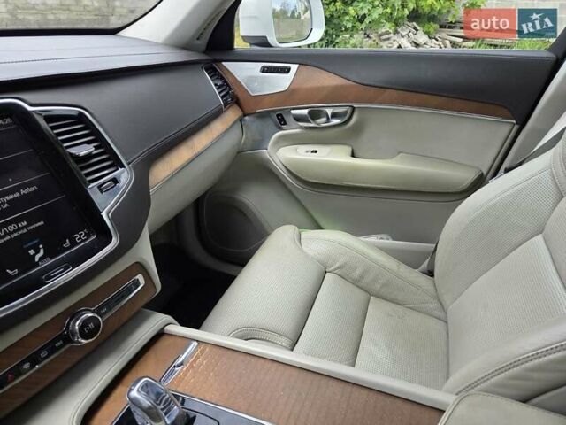 Вольво ХС90 2016 в Ирпене на Automoto.ua Белый Вольво ХС90, объемом двигателя 1.97 л и пробегом 245 тыс. км за 34999 $, фото 13 на Automoto.ua