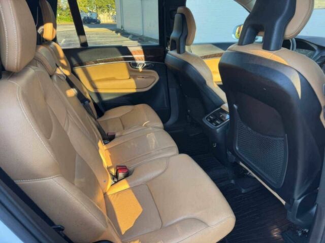 Білий Вольво ХС90, об'ємом двигуна 2 л та пробігом 74 тис. км за 14200 $, фото 10 на Automoto.ua