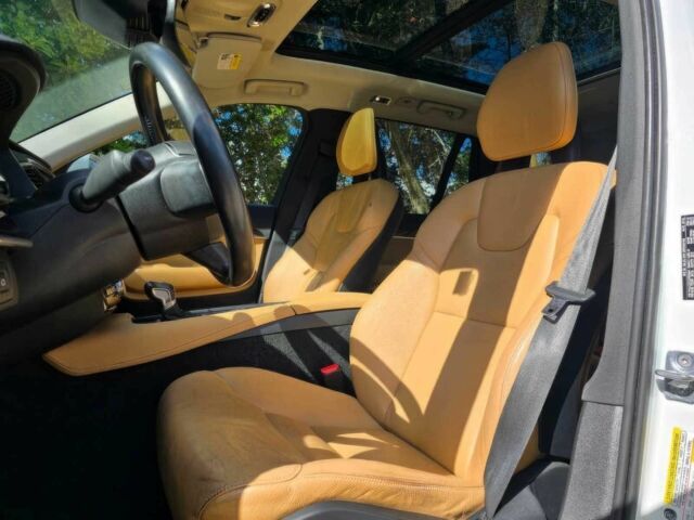 Вольво ХС90 2016 у Львові на Automoto.ua Білий Вольво ХС90, об'ємом двигуна 2 л та пробігом 71 тис. км за 13200 $, фото 6 на Automoto.ua