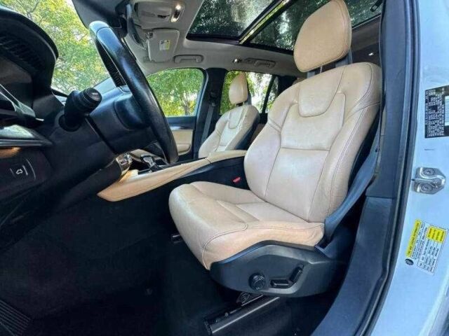 Білий Вольво ХС90, об'ємом двигуна 2 л та пробігом 73 тис. км за 7500 $, фото 9 на Automoto.ua