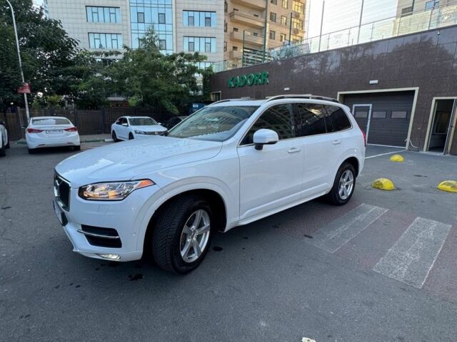 Белый Вольво ХС90, объемом двигателя 2 л и пробегом 290 тыс. км за 23500 $, фото 5 на Automoto.ua