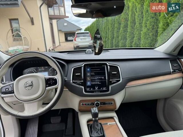 Белый Вольво ХС90, объемом двигателя 2 л и пробегом 285 тыс. км за 24800 $, фото 18 на Automoto.ua