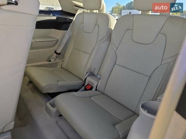 Белый Вольво ХС90, объемом двигателя 1.97 л и пробегом 149 тыс. км за 20700 $, фото 13 на Automoto.ua