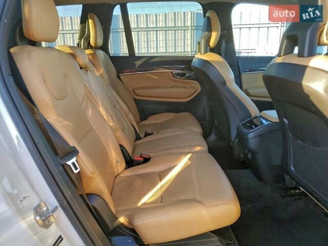 Белый Вольво ХС90, объемом двигателя 1.97 л и пробегом 138 тыс. км за 5900 $, фото 9 на Automoto.ua