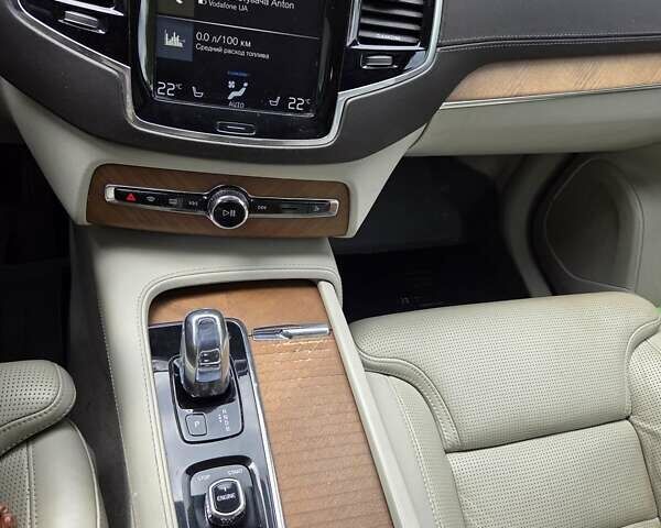 Вольво ХС90 2016 в Ирпене на Automoto.ua Белый Вольво ХС90, объемом двигателя 1.97 л и пробегом 245 тыс. км за 34999 $, фото 14 на Automoto.ua