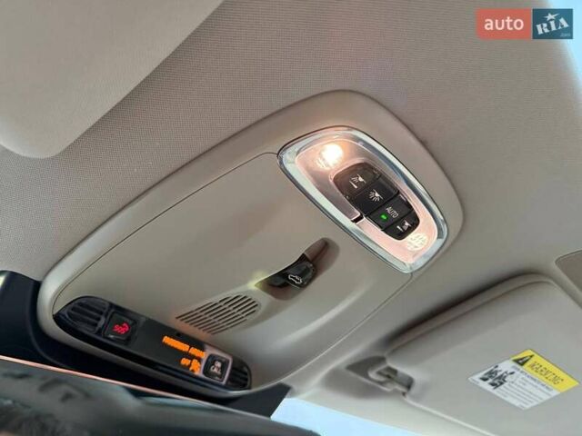 Білий Вольво ХС90, об'ємом двигуна 1.97 л та пробігом 133 тис. км за 24500 $, фото 75 на Automoto.ua