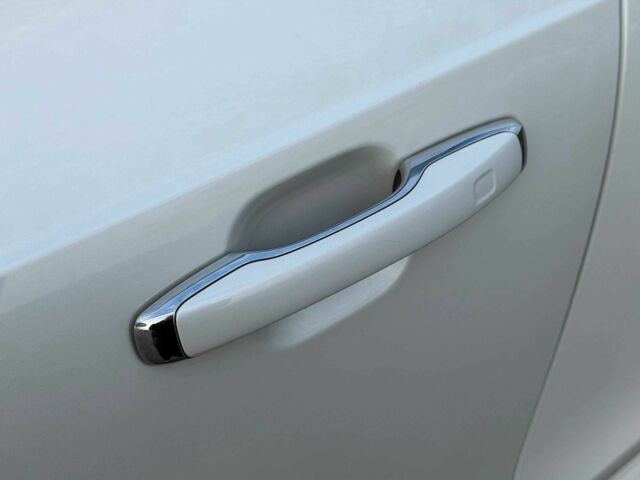 Білий Вольво ХС90, об'ємом двигуна 2 л та пробігом 133 тис. км за 24500 $, фото 5 на Automoto.ua