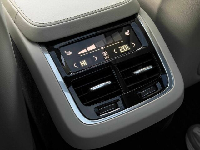 Білий Вольво ХС90, об'ємом двигуна 2 л та пробігом 133 тис. км за 24500 $, фото 14 на Automoto.ua