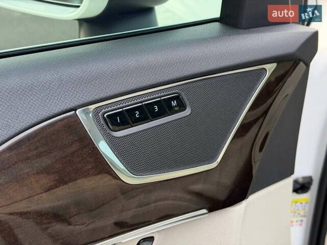Білий Вольво ХС90, об'ємом двигуна 1.97 л та пробігом 133 тис. км за 24500 $, фото 39 на Automoto.ua
