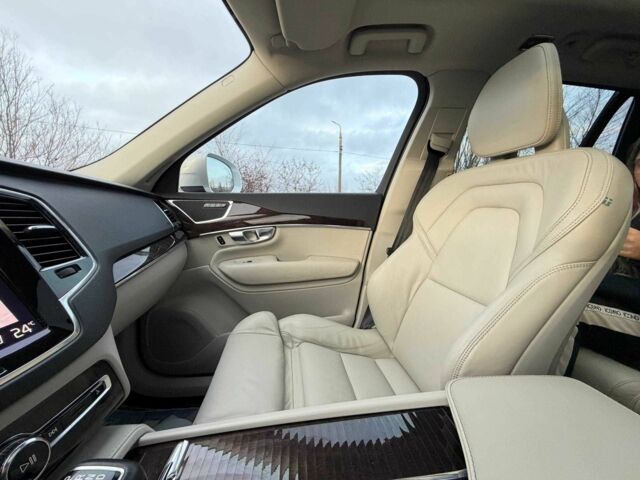 Білий Вольво ХС90, об'ємом двигуна 2 л та пробігом 133 тис. км за 24500 $, фото 21 на Automoto.ua