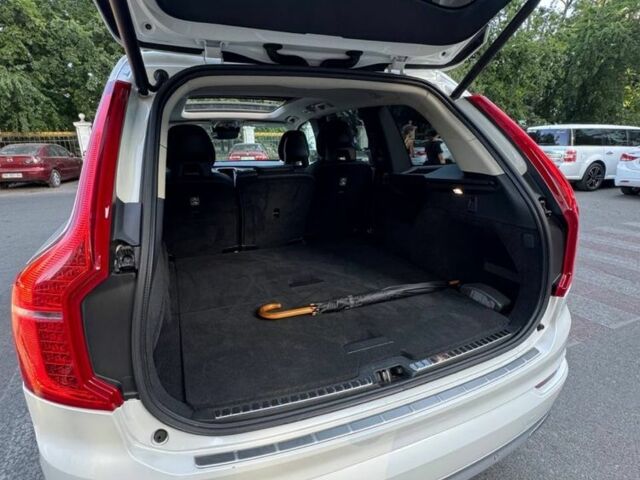 Белый Вольво ХС90, объемом двигателя 2 л и пробегом 290 тыс. км за 23500 $, фото 13 на Automoto.ua