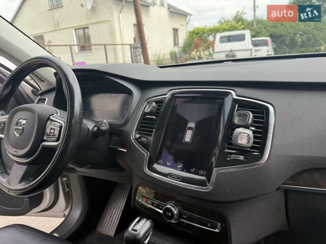Белый Вольво ХС90, объемом двигателя 0 л и пробегом 203 тыс. км за 18500 $, фото 23 на Automoto.ua