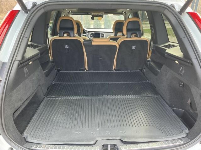 Білий Вольво ХС90, об'ємом двигуна 2 л та пробігом 178 тис. км за 23000 $, фото 5 на Automoto.ua