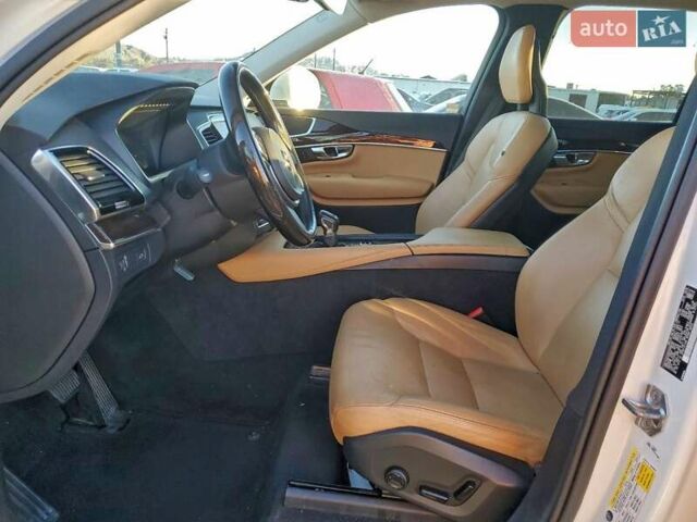 Белый Вольво ХС90, объемом двигателя 1.97 л и пробегом 138 тыс. км за 5900 $, фото 6 на Automoto.ua