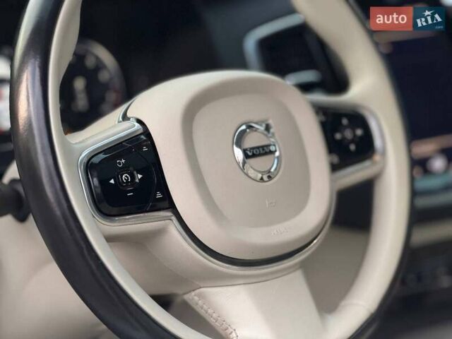 Білий Вольво ХС90, об'ємом двигуна 1.97 л та пробігом 133 тис. км за 24500 $, фото 46 на Automoto.ua