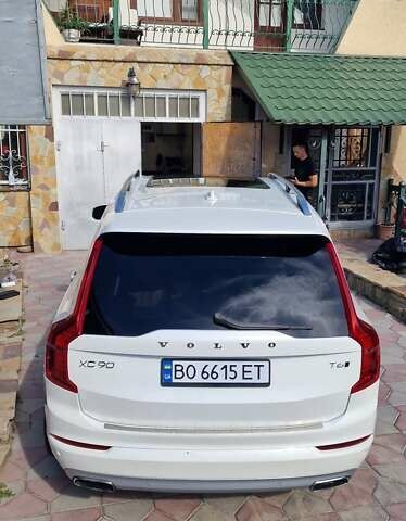 Білий Вольво ХС90, об'ємом двигуна 1.97 л та пробігом 151 тис. км за 27999 $, фото 8 на Automoto.ua