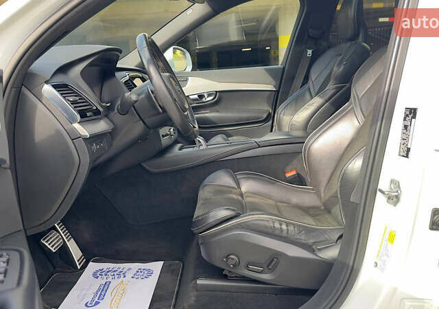 Белый Вольво ХС90, объемом двигателя 1.97 л и пробегом 185 тыс. км за 35000 $, фото 13 на Automoto.ua