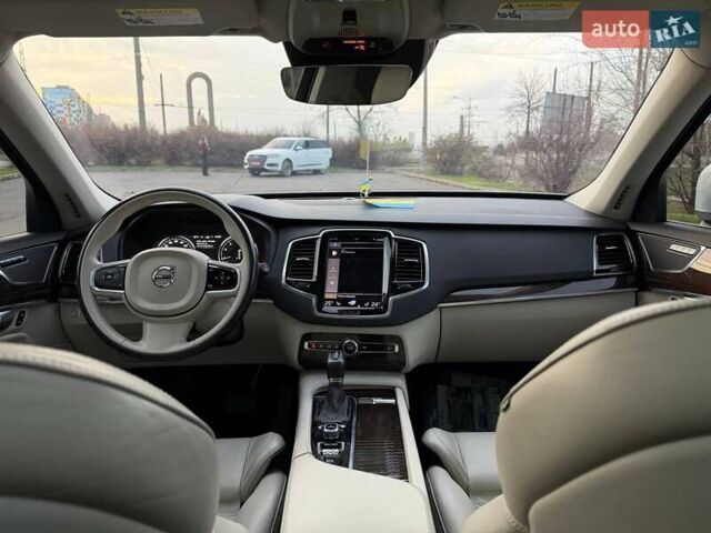 Білий Вольво ХС90, об'ємом двигуна 1.97 л та пробігом 133 тис. км за 24500 $, фото 50 на Automoto.ua