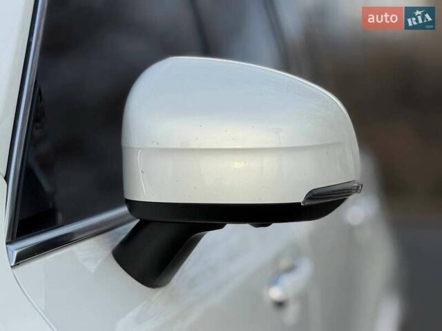 Білий Вольво ХС90, об'ємом двигуна 1.97 л та пробігом 133 тис. км за 24500 $, фото 6 на Automoto.ua