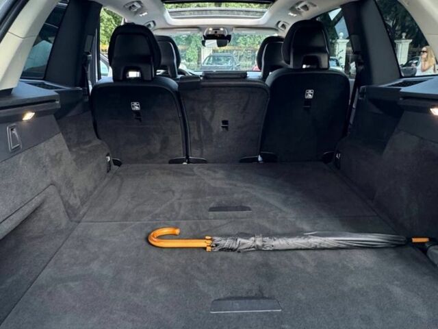 Белый Вольво ХС90, объемом двигателя 2 л и пробегом 290 тыс. км за 23500 $, фото 12 на Automoto.ua