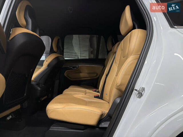 Белый Вольво ХС90, объемом двигателя 1.97 л и пробегом 108 тыс. км за 35900 $, фото 22 на Automoto.ua