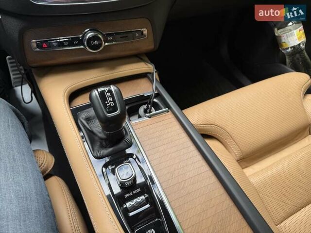 Вольво ХС90 2017 в Виннице на Automoto.ua Белый Вольво ХС90, объемом двигателя 1.97 л и пробегом 117 тыс. км за 39999 $, фото 16 на Automoto.ua