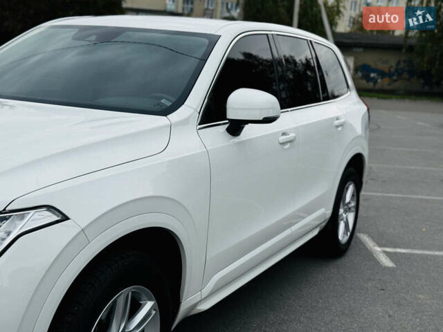 Белый Вольво ХС90, объемом двигателя 2 л и пробегом 395 тыс. км за 21999 $, фото 26 на Automoto.ua