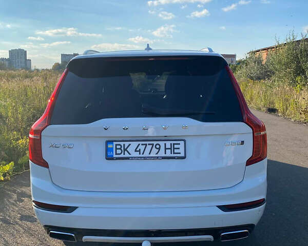 Вольво ХС90 2017 в Ровно на Automoto.ua Белый Вольво ХС90, объемом двигателя 2 л и пробегом 267 тыс. км за 41000 $, фото 7 на Automoto.ua