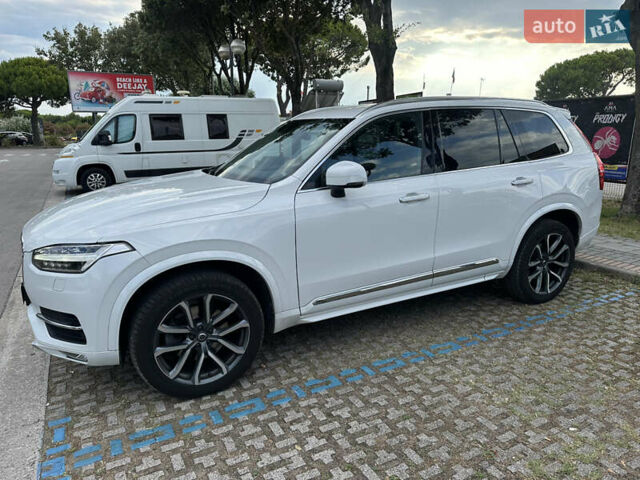 Белый Вольво ХС90, объемом двигателя 1.97 л и пробегом 330 тыс. км за 29999 $, фото 9 на Automoto.ua