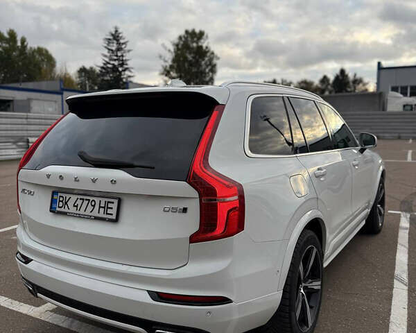 Вольво ХС90 2017 в Ровно на Automoto.ua Белый Вольво ХС90, объемом двигателя 2 л и пробегом 267 тыс. км за 41000 $, фото 5 на Automoto.ua