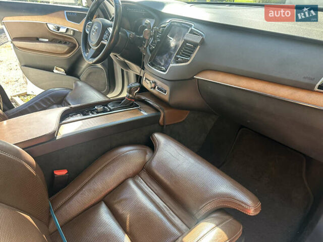 Белый Вольво ХС90, объемом двигателя 1.97 л и пробегом 330 тыс. км за 29999 $, фото 33 на Automoto.ua