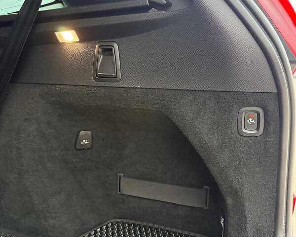 Вольво ХС90 2017 в Ровно на Automoto.ua Белый Вольво ХС90, объемом двигателя 2 л и пробегом 267 тыс. км за 41000 $, фото 35 на Automoto.ua