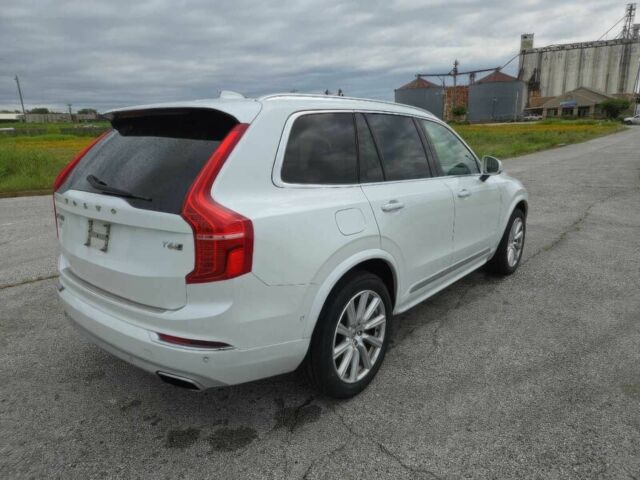 Белый Вольво ХС90, объемом двигателя 2 л и пробегом 69 тыс. км за 15000 $, фото 5 на Automoto.ua