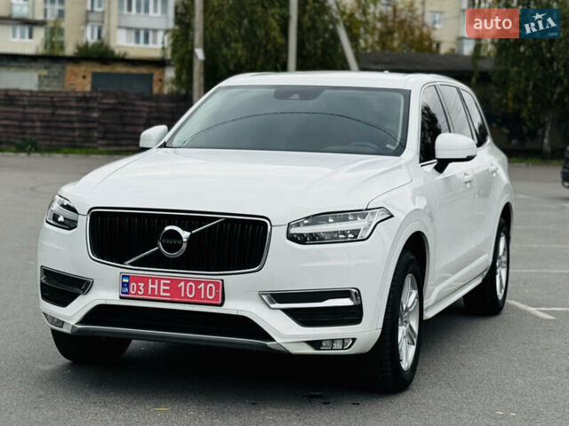 Белый Вольво ХС90, объемом двигателя 2 л и пробегом 395 тыс. км за 23500 $, фото 2 на Automoto.ua