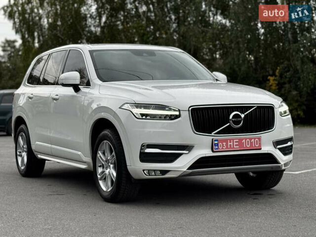 Белый Вольво ХС90, объемом двигателя 2 л и пробегом 395 тыс. км за 23500 $, фото 67 на Automoto.ua