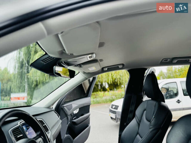 Белый Вольво ХС90, объемом двигателя 2 л и пробегом 395 тыс. км за 21999 $, фото 56 на Automoto.ua