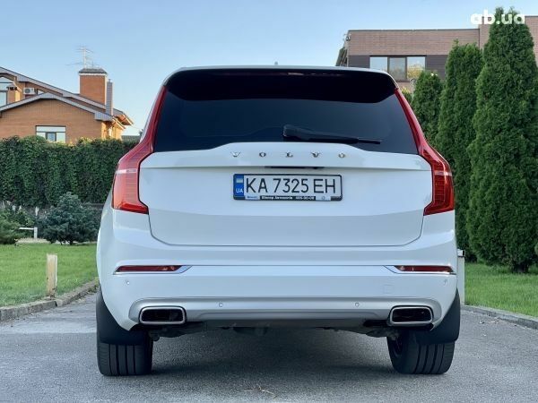 Білий Вольво ХС90, об'ємом двигуна 2 л та пробігом 95 тис. км за 45000 $, фото 4 на Automoto.ua