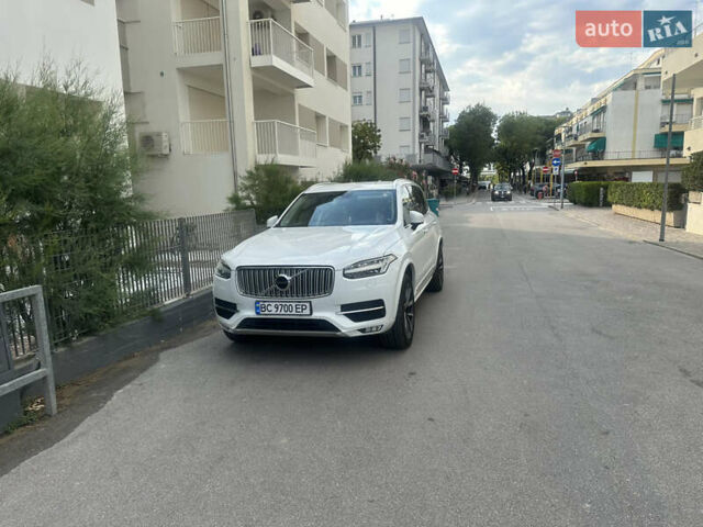 Белый Вольво ХС90, объемом двигателя 1.97 л и пробегом 330 тыс. км за 29999 $, фото 5 на Automoto.ua