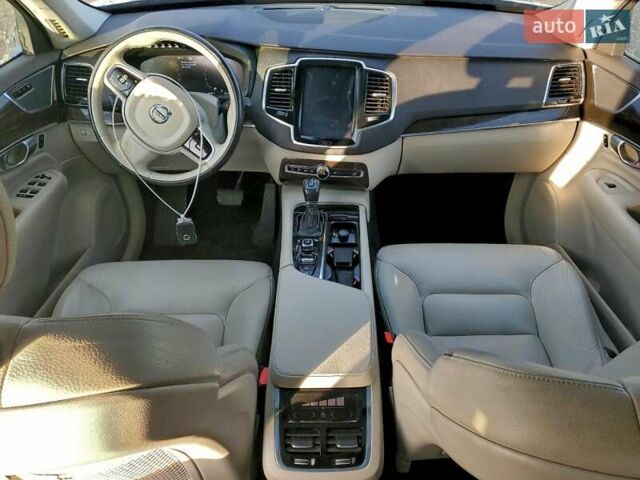 Белый Вольво ХС90, объемом двигателя 1.97 л и пробегом 159 тыс. км за 8100 $, фото 7 на Automoto.ua