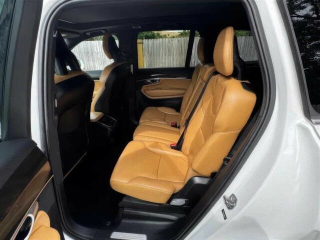 Білий Вольво ХС90, об'ємом двигуна 2 л та пробігом 44 тис. км за 14000 $, фото 10 на Automoto.ua