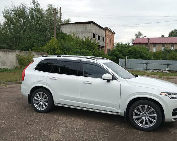 Белый Вольво ХС90, объемом двигателя 1.97 л и пробегом 145 тыс. км за 35000 $, фото 1 на Automoto.ua