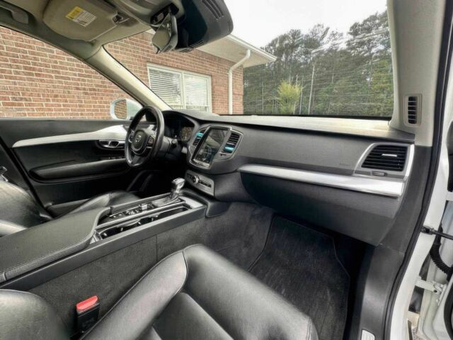 Білий Вольво ХС90, об'ємом двигуна 2 л та пробігом 45 тис. км за 7600 $, фото 9 на Automoto.ua