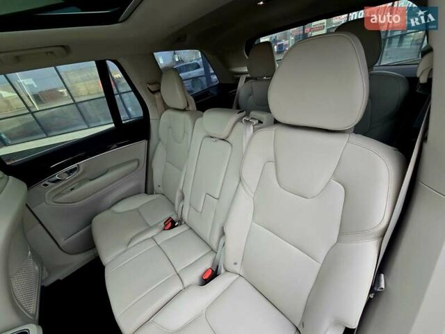 Белый Вольво ХС90, объемом двигателя 1.97 л и пробегом 176 тыс. км за 33950 $, фото 62 на Automoto.ua