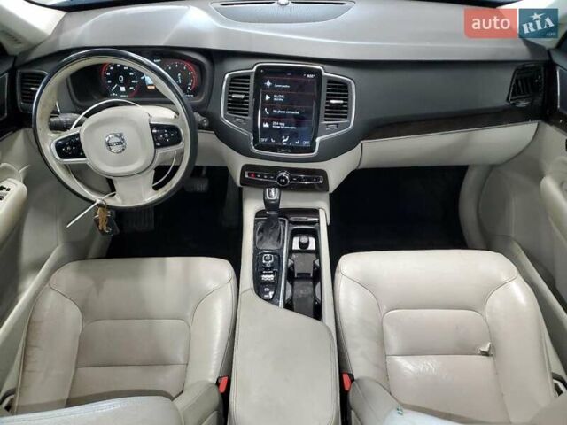 Белый Вольво ХС90, объемом двигателя 2 л и пробегом 133 тыс. км за 8100 $, фото 7 на Automoto.ua