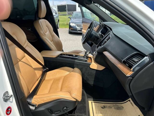 Белый Вольво ХС90, объемом двигателя 2 л и пробегом 37 тыс. км за 13500 $, фото 11 на Automoto.ua