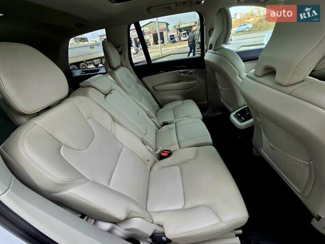 Белый Вольво ХС90, объемом двигателя 1.97 л и пробегом 176 тыс. км за 33950 $, фото 47 на Automoto.ua
