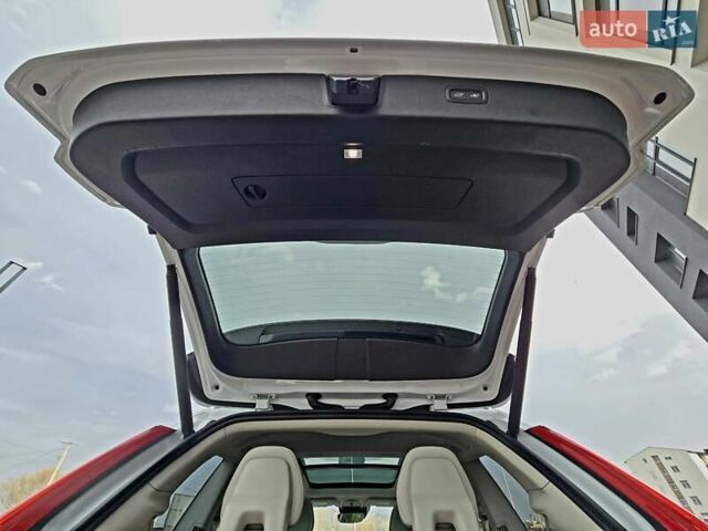 Белый Вольво ХС90, объемом двигателя 1.97 л и пробегом 176 тыс. км за 33950 $, фото 54 на Automoto.ua