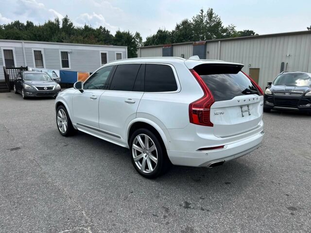 Белый Вольво ХС90, объемом двигателя 2 л и пробегом 37 тыс. км за 13500 $, фото 6 на Automoto.ua