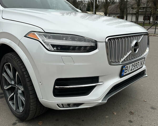 Білий Вольво ХС90, об'ємом двигуна 1.97 л та пробігом 152 тис. км за 26000 $, фото 4 на Automoto.ua